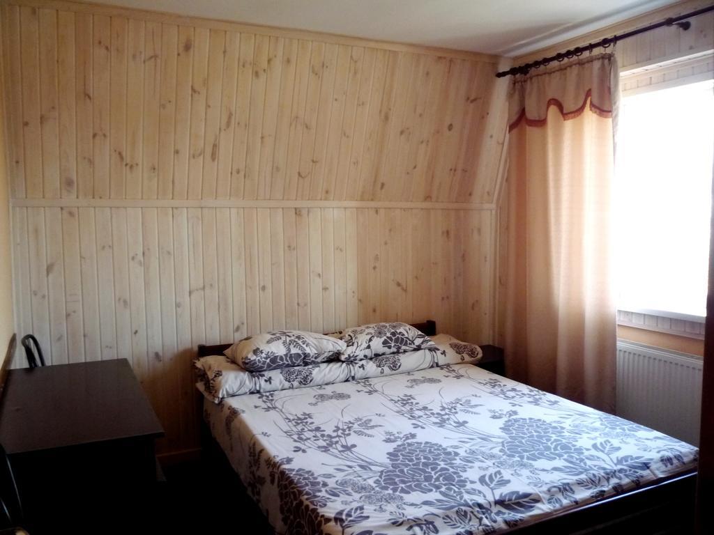 Hotel Restaurant Complex Boyarskiy Dvor Boyarka Exterior foto