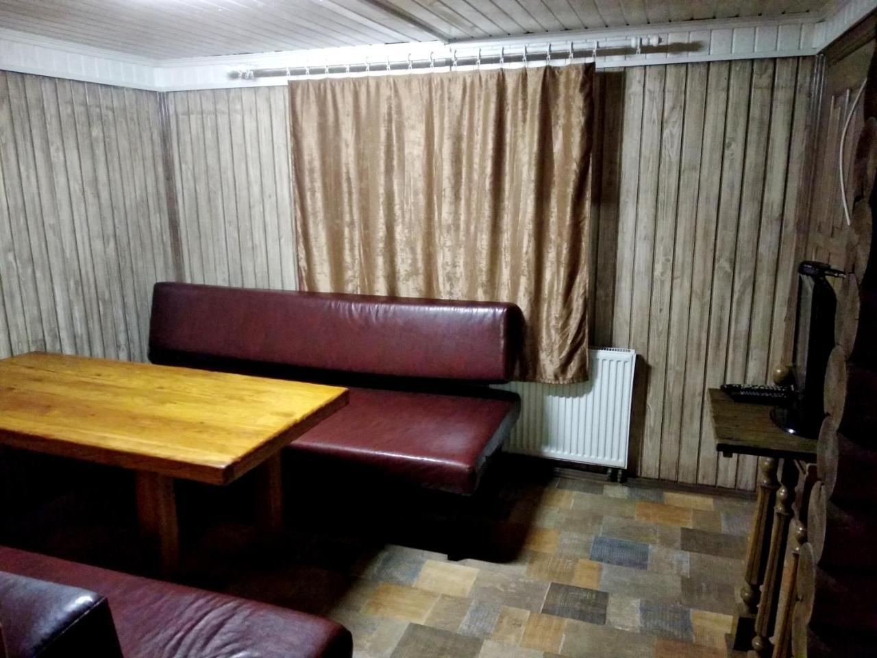 Hotel Restaurant Complex Boyarskiy Dvor Boyarka Exterior foto